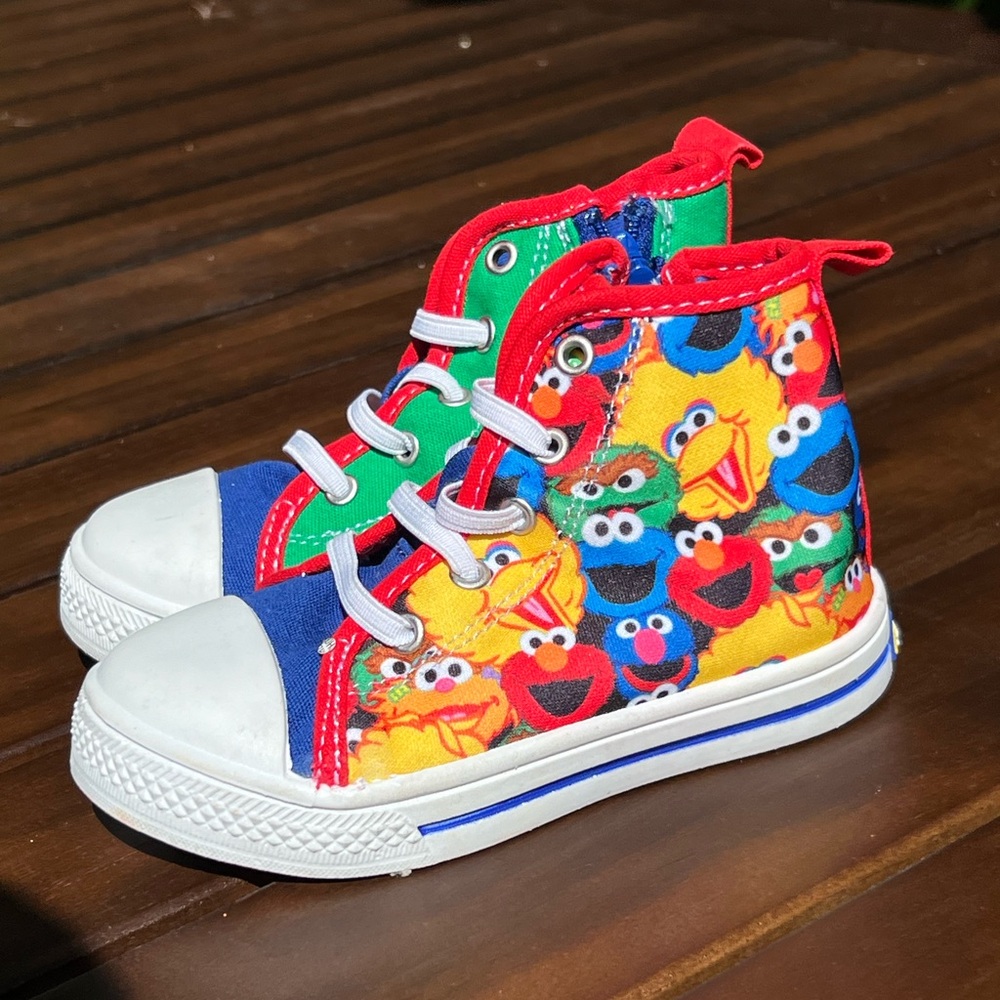 Sesame Street Color Block High Top Sneakers Toddler size 7